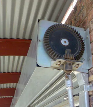 Glen Cove Garage Door Shop Glen Cove, NY 516-204-4879 - sb-rolling-garage-doors-01